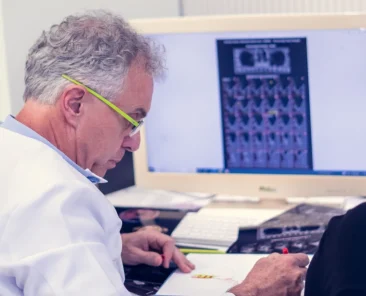 Opções de parcelamento para implante dentário com enxerto ósseo no Hospital do Enxerto Ósseo